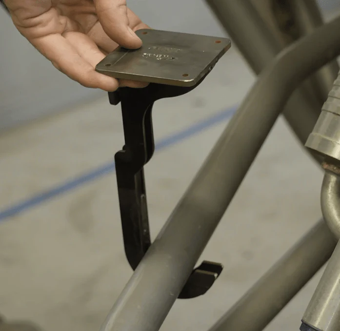 AGM Universal Hook - Image 6