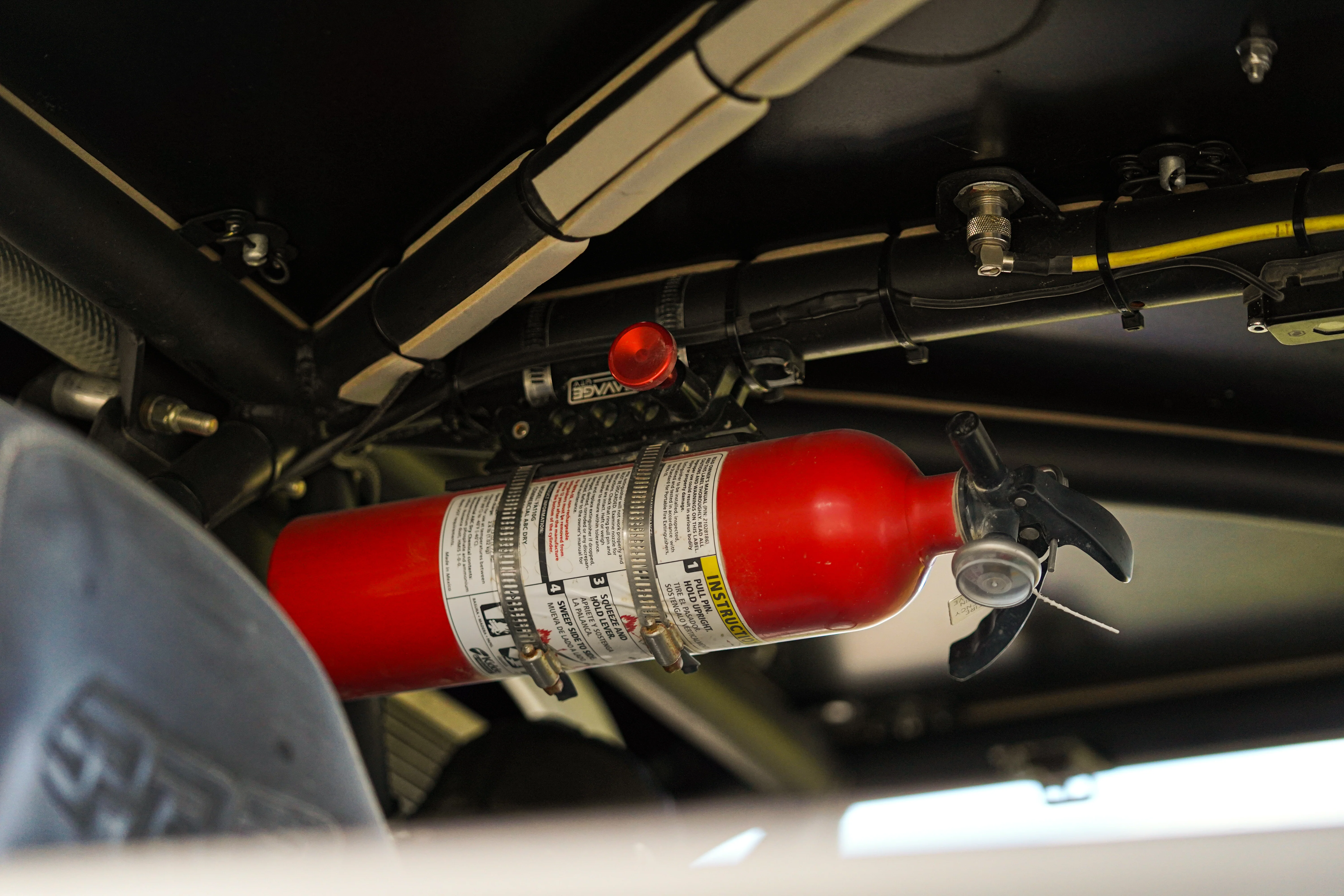 Savage Mount and Extinguisher Set - Image 7