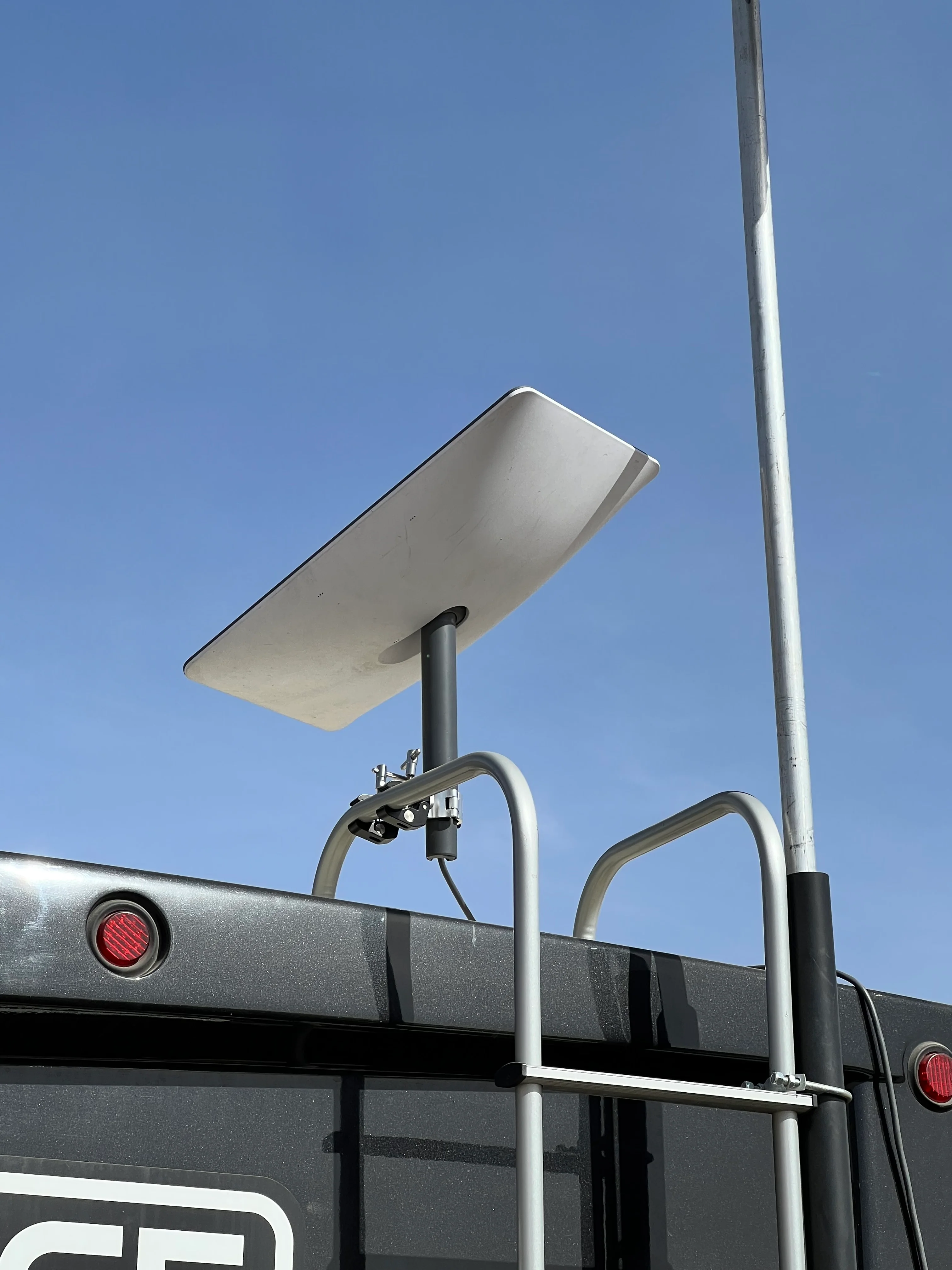 Starlink Universal Mount - Image 4